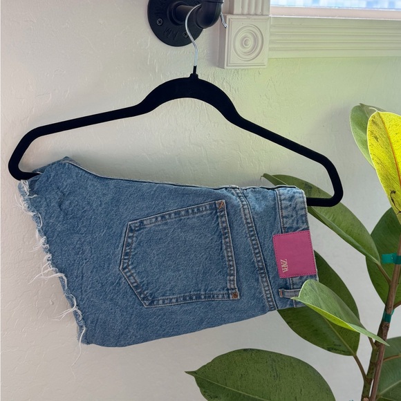 Zara Denim - Zara Light Blue Cropped Women's Jeans